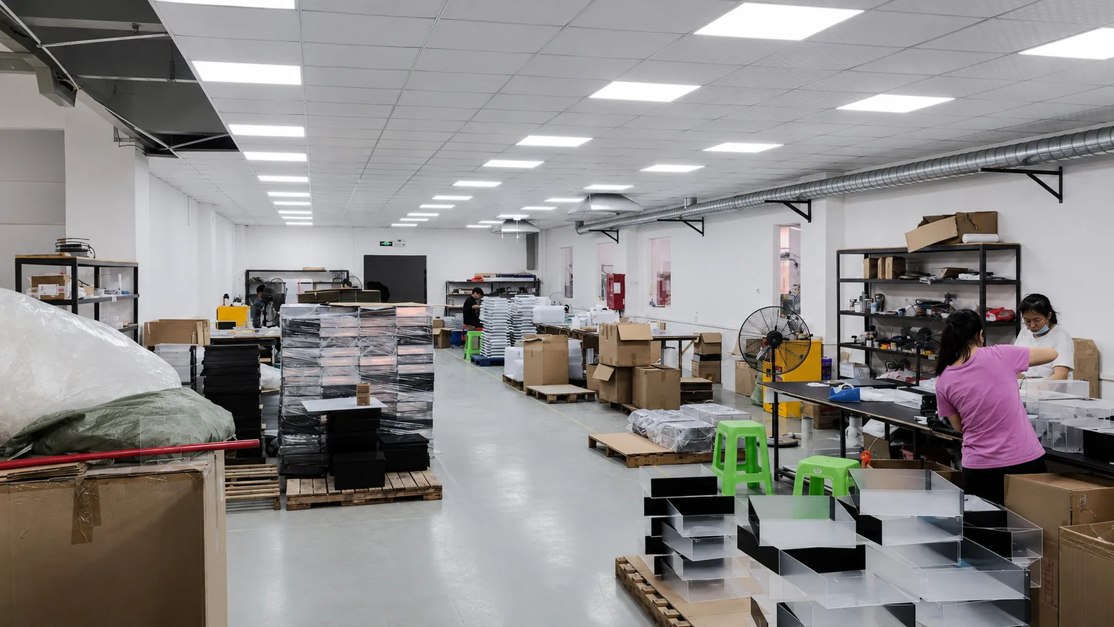 Acrylic products manufacturing workshop in Dongguan China